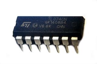 Circuito integrado amplificador operacional quadruplo TL074CN